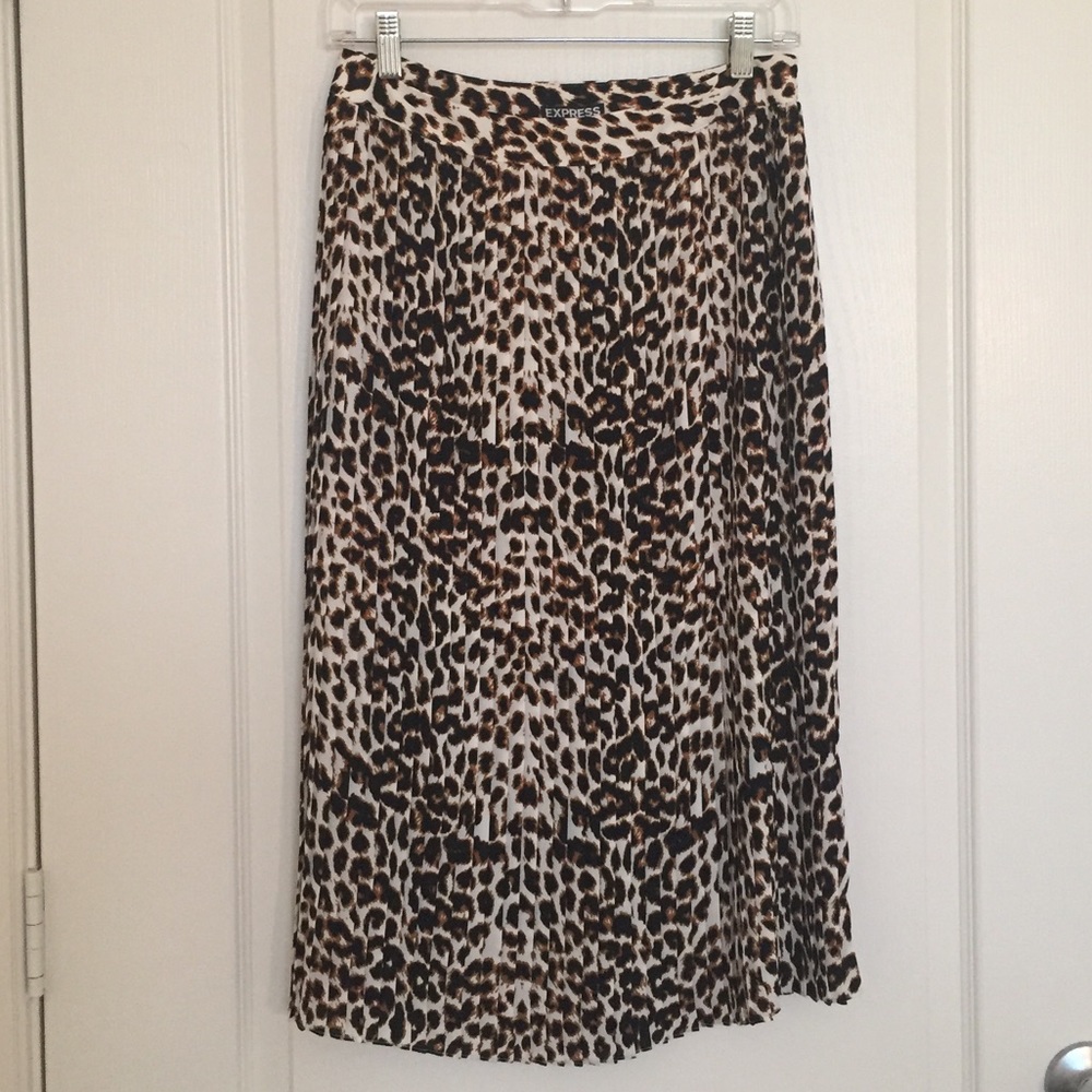 Leopard Print Midi Skirt